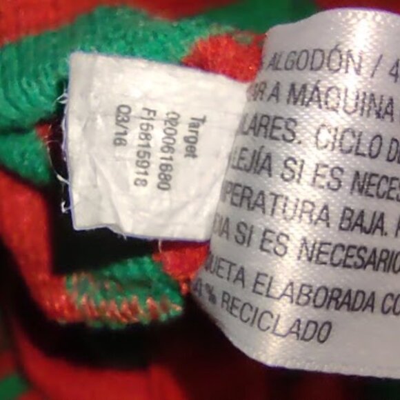 CRAZY EIGHT ELF PAJAMAS  RED AND GREEN ONE PIECE, SNAP FRONT ADULT SIZE XXL - Picture 11 of 11